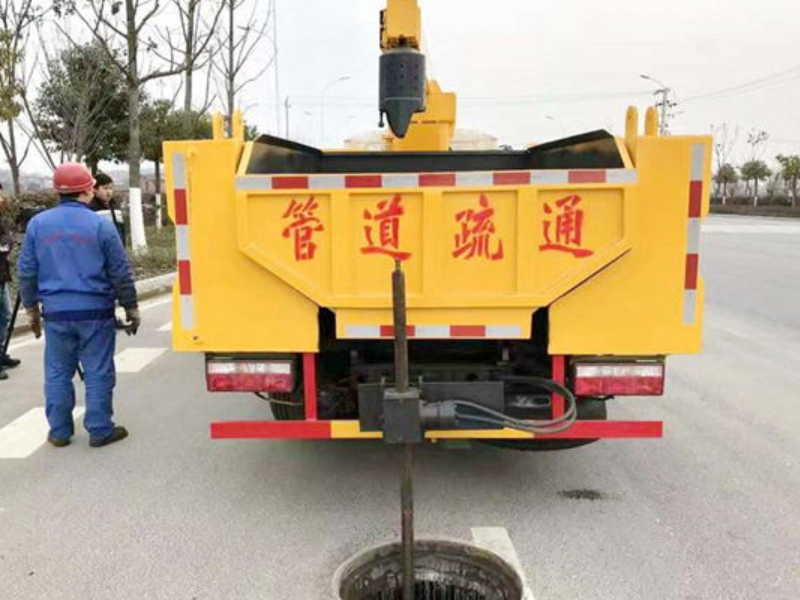 上海金山工业区专业市政管道清洗}拖拉管道清洗